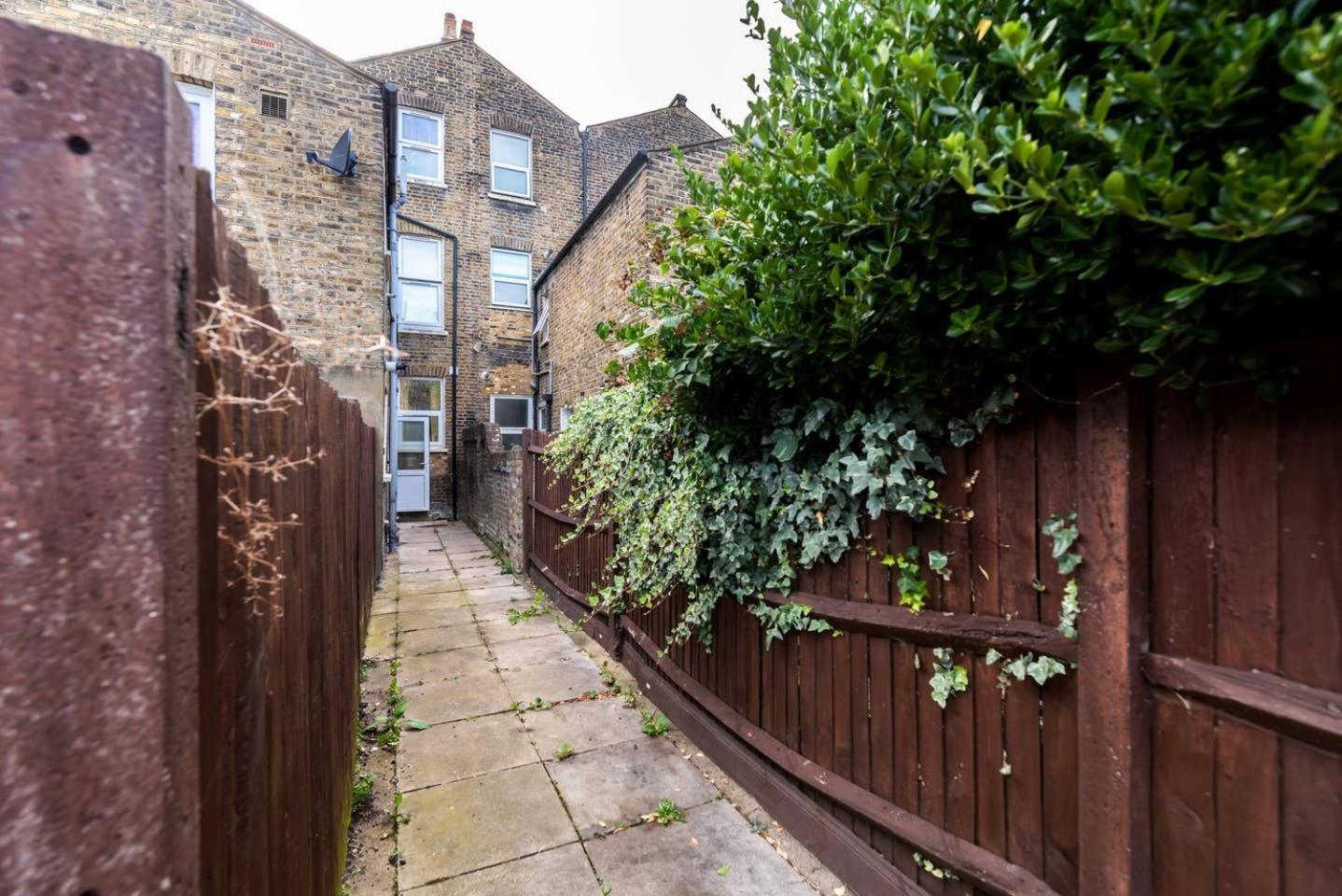 Lovely 2 Bedroom Garden Flat In 伦敦 外观 照片