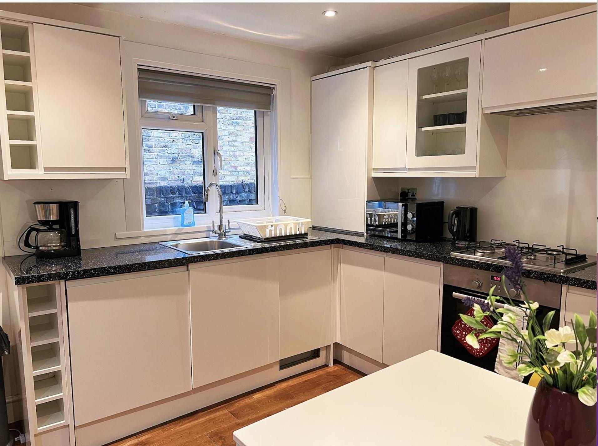 Lovely 2 Bedroom Garden Flat In 伦敦 外观 照片