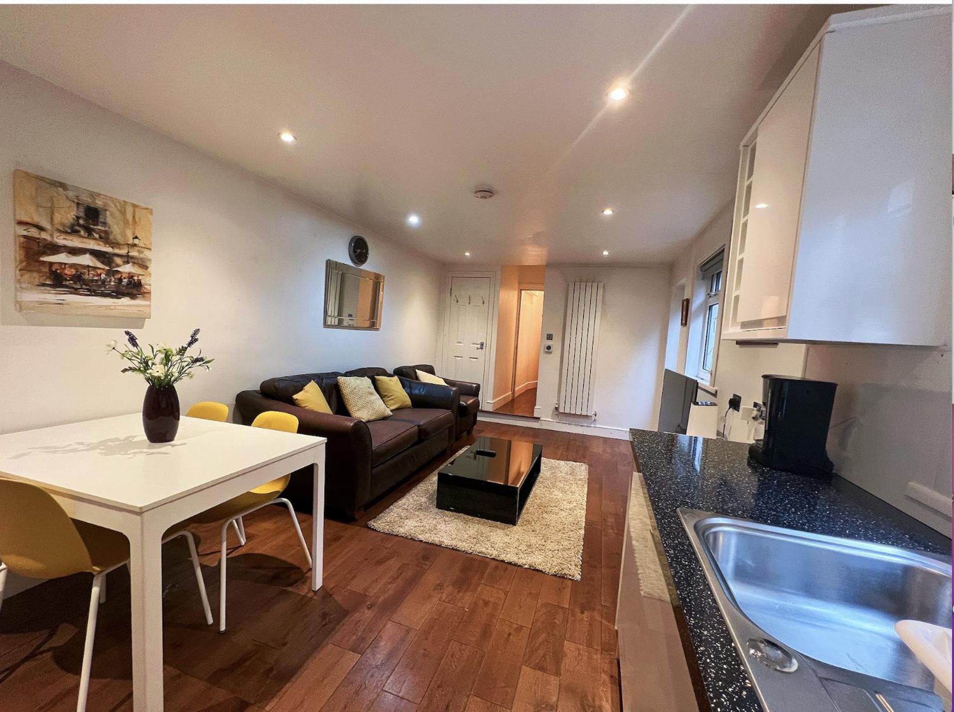 Lovely 2 Bedroom Garden Flat In 伦敦 外观 照片
