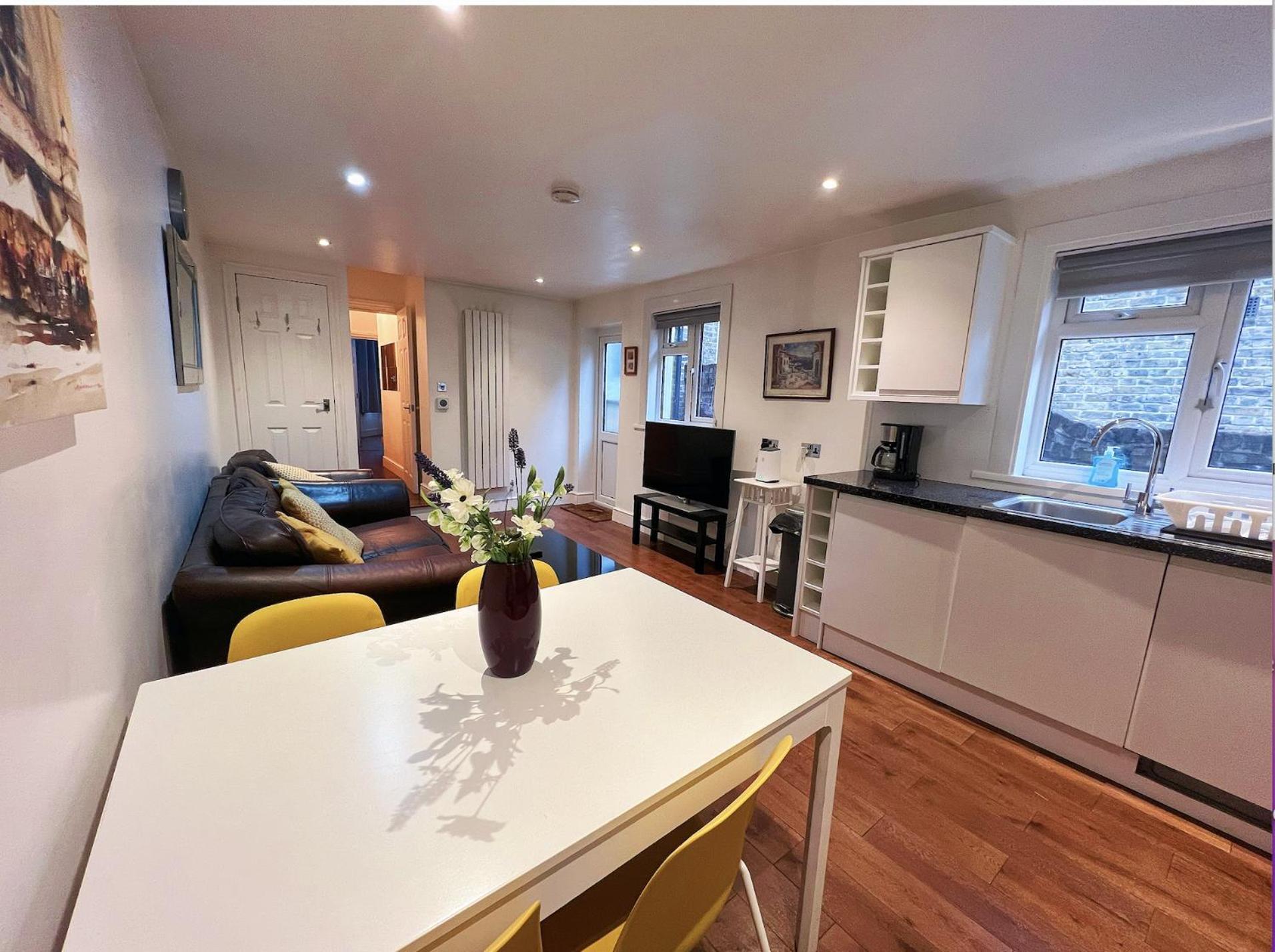 Lovely 2 Bedroom Garden Flat In 伦敦 外观 照片